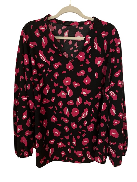 SHEIN Tops - SHEIN Black Long-Sleeve V-Neck Top with Hot Pink Leopard Print